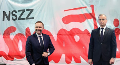 Polska na fundamencie fałszu