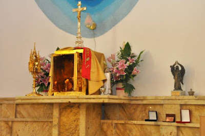 Strachówka (RzN) w soczewce spraw polskich. Zdrady pamięci i